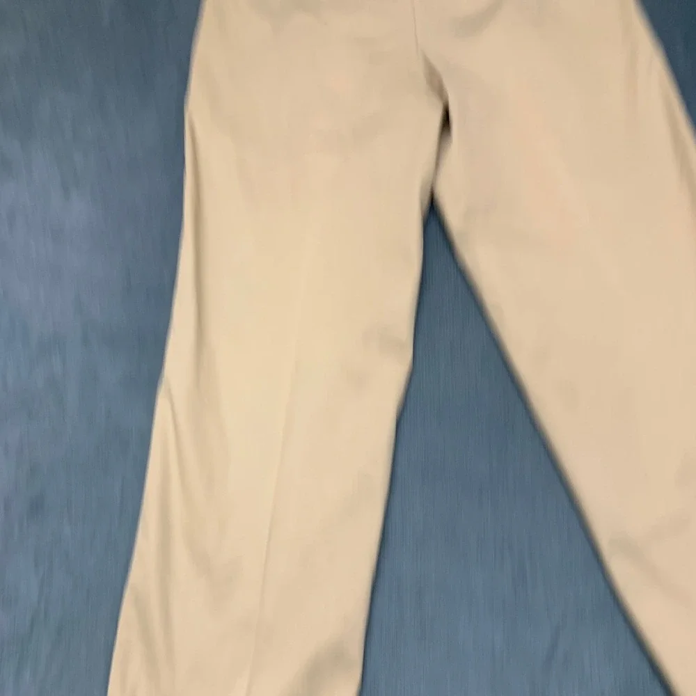 Haggar Chino Pants Mens 34x29 Khaki Relaxed Select No Iron Cotton Straight Leg